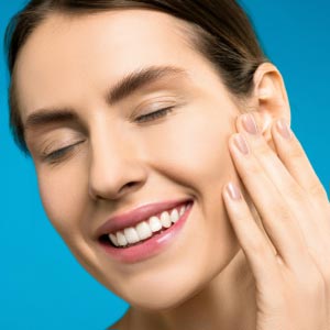 The Pros and Cons of Cosmetic Dentistry in Garden City